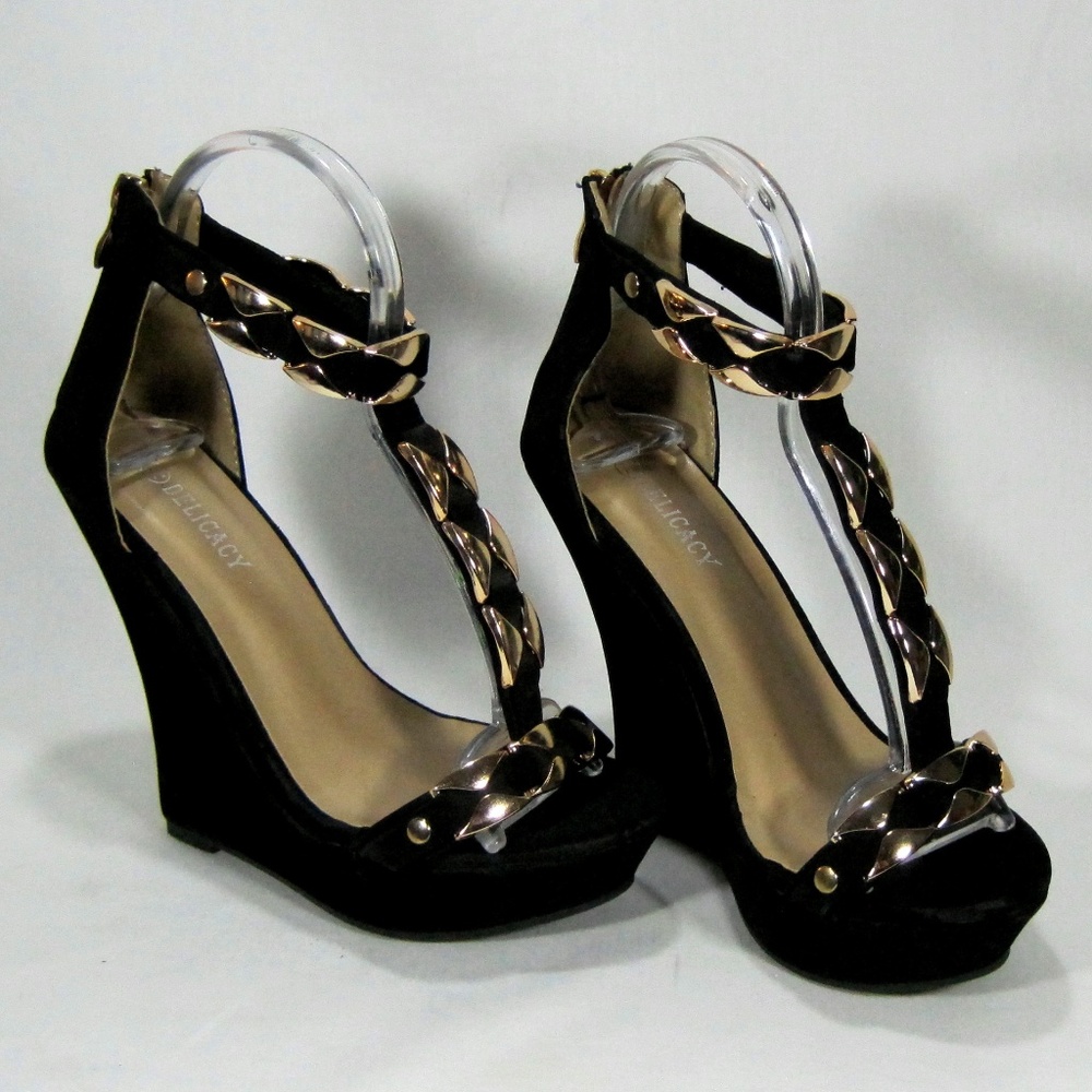 Delicacy Black "STEPHY-90" Wedge Heels Size: 7.5M